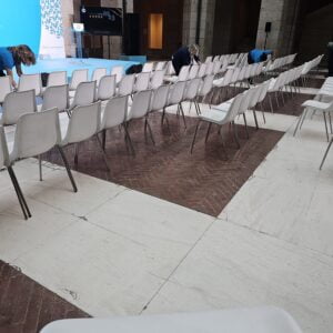 Sillón resia blanco limpieza.2